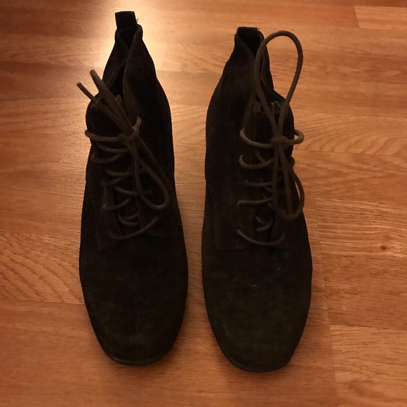 Clarks Booties - Picture 3 of 4